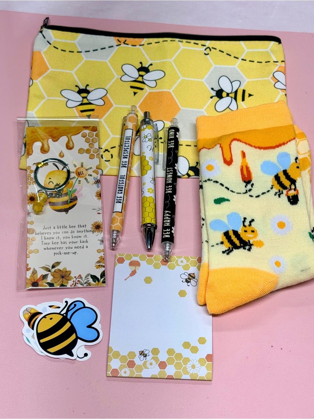 Bee-Themed Accessories Set – Yellow